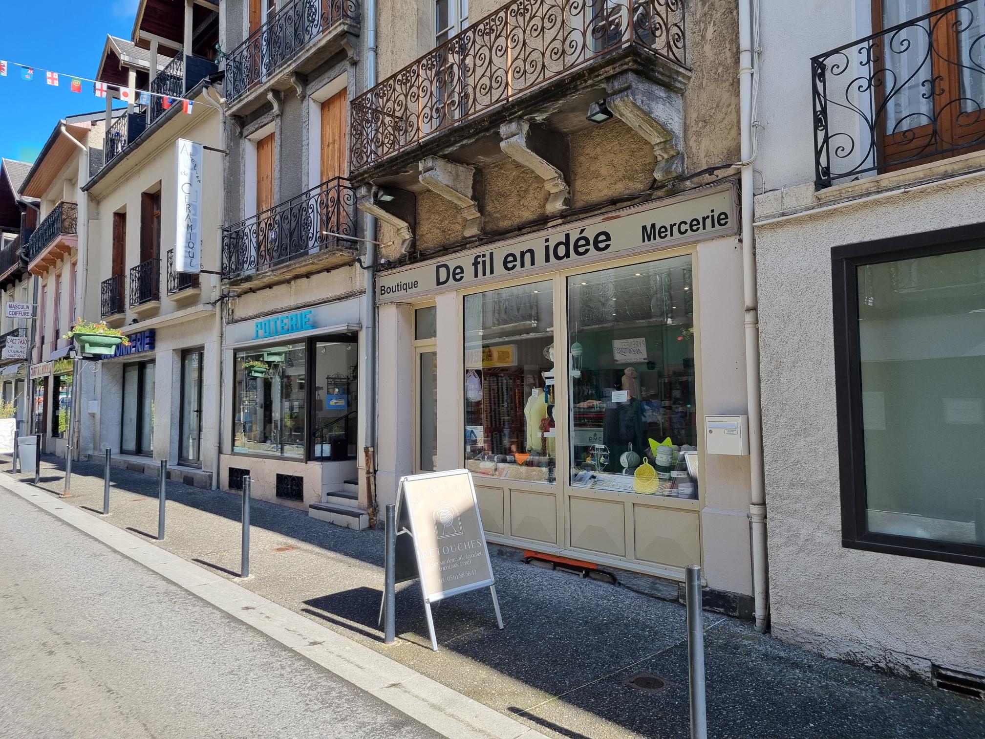 Façade de la boutique De fil en idée à Bagnères-de-Luchon